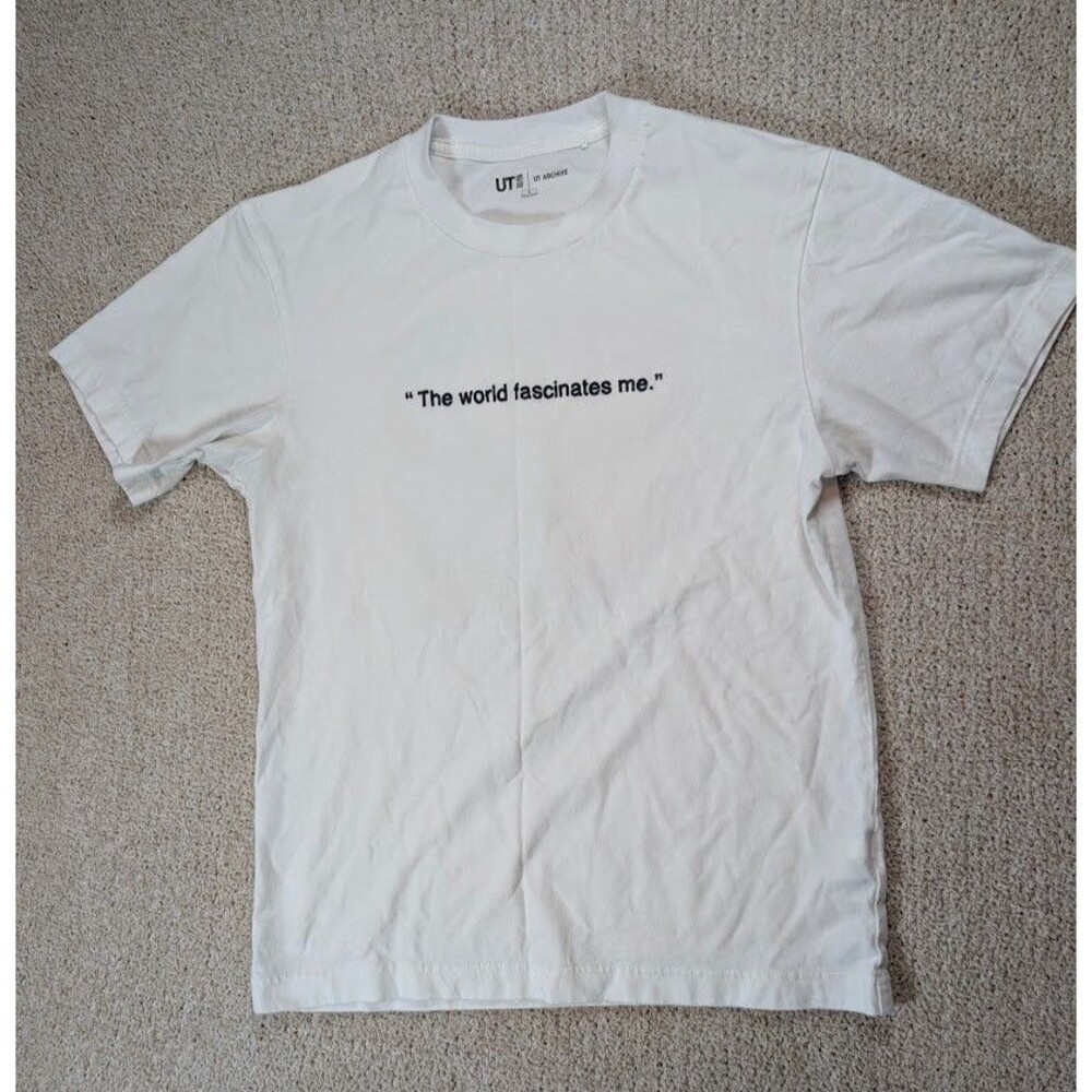 Uniqlo UT Archive Andy Warhol Flowers Tee White Sz S “The World Fascinates Me”